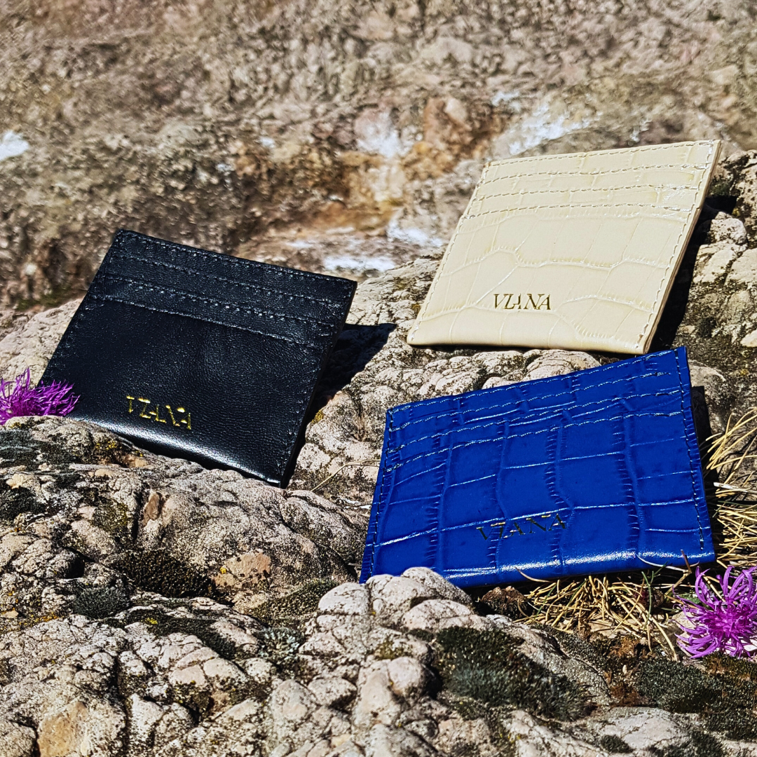 Card holder - blue croco embossed