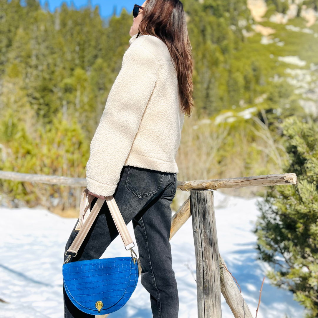 Halfmoon medium bag - blue croco embossed